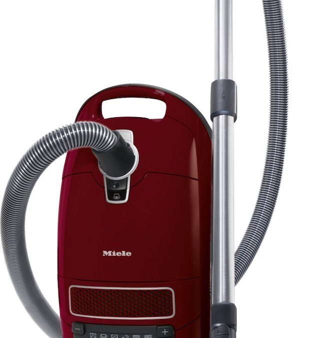 Miele Aspirateur Complete C3 Cat & Dog PowerLine avis : le meilleur aspirateur haut de gamme ?